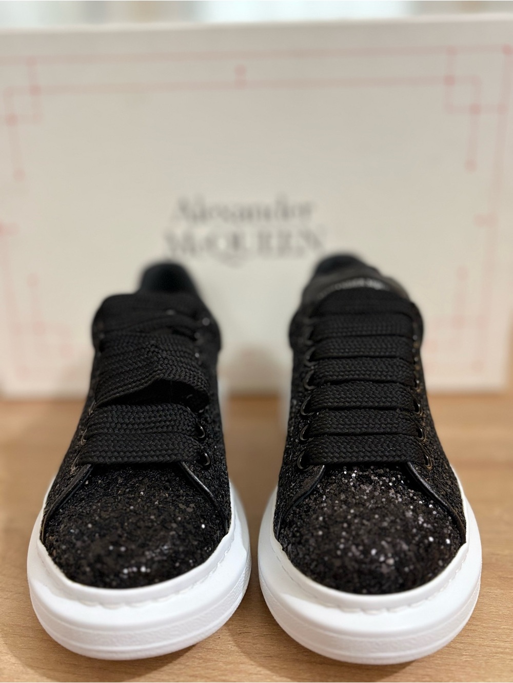 Alexander McQueen Black Glitter Low-Top Lace-Up Sneakers